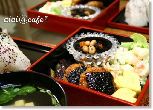 秋の夜弁３のりっこつくね_a0056451_1481950.jpg