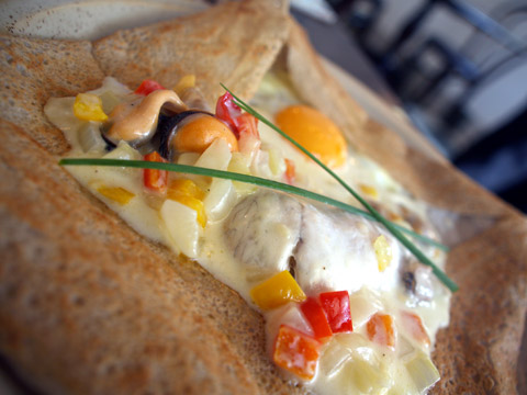 CREPERIE ARMORIQUE(クレープリー アルモリック)_b0055663_15154314.jpg