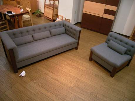 木の仕事展2007／daruma sofa_e0097381_0181863.jpg