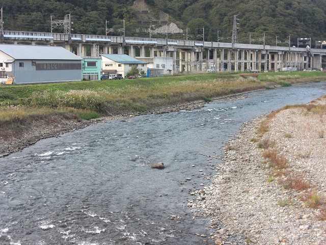多聞橋からの眺め_a0084753_16393635.jpg