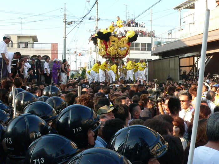 大江太鼓台対西町太鼓台の喧嘩 _f0085962_14911.jpg