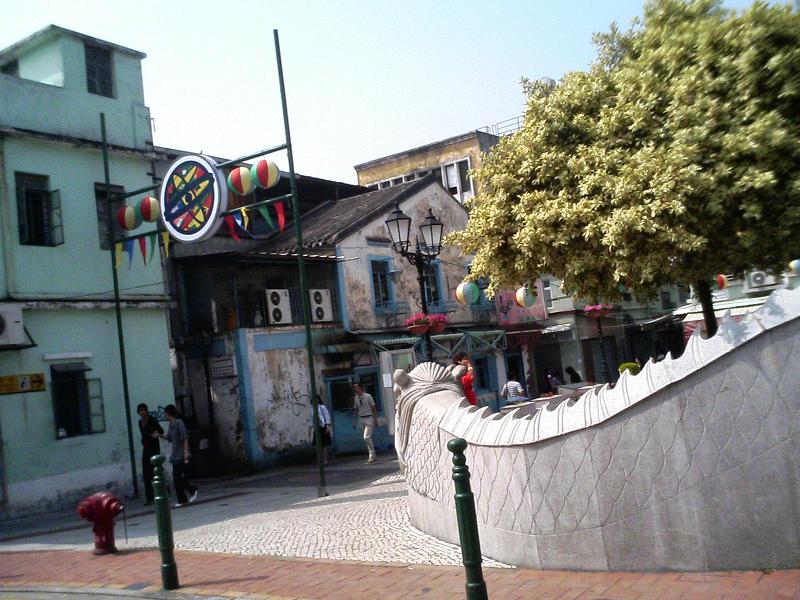 e0012800_27169.jpg