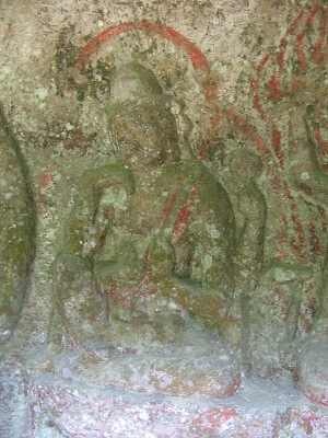 丘陵岩窟の“慈悲”・・・高瀬石仏_c0001578_1311135.jpg