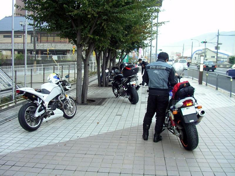 a0001020_164065.jpg