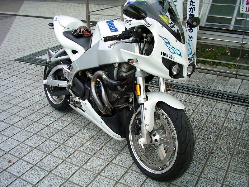 a0001020_1641570.jpg