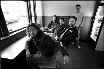 サウンドトラック Into The Wild Don T Trust Under 30 サウンドトラック Into The Wild Don T Trust Under 30