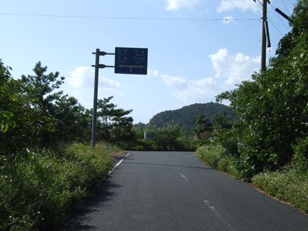於斉集落の浜辺_e0028387_054214.jpg