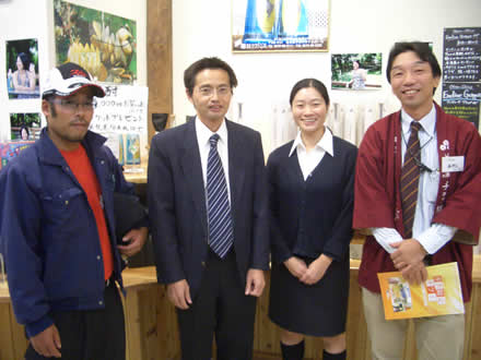 中津川市役所からちこり村へ研修派遣_d0063218_137074.jpg