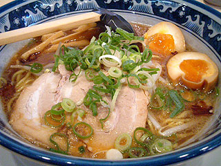 ラーメンオールスターズ・旭川ラーメン 泰斗@米子 ☆ (正油らあめん)_f0080612_21525780.jpg