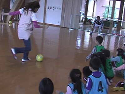 じゅんコーチ☆日記 ~上北手保育所~_e0127003_3513299.jpg