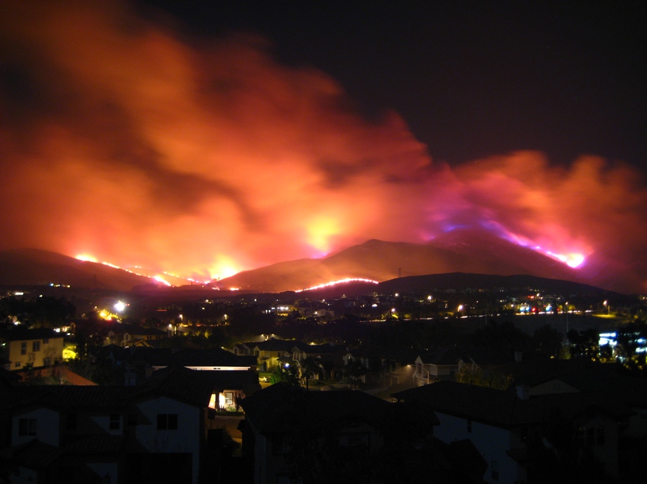 ●　また山火事．．． の巻　●_d0115035_13222235.jpg