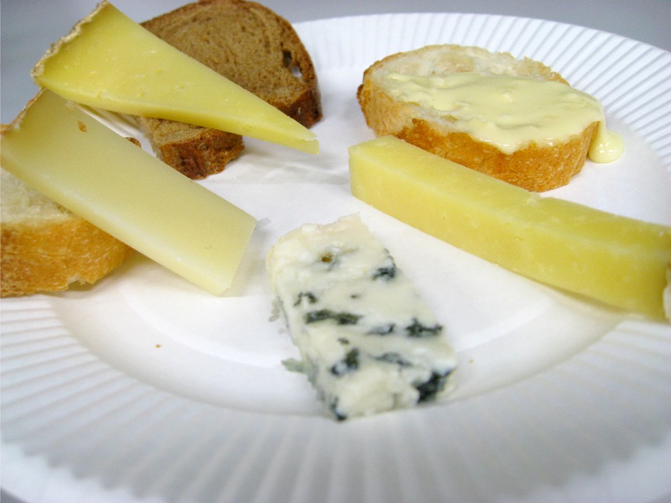 フランスの食卓史とチーズを食べる文化_f0007061_0254966.jpg