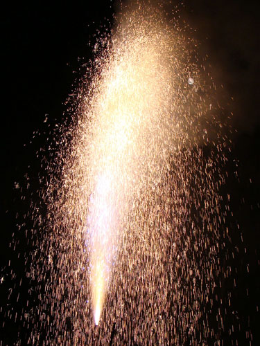 神楽と花火_a0047200_20315892.jpg