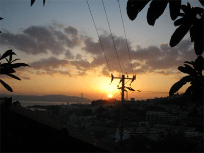 b0108100_22352352.gif