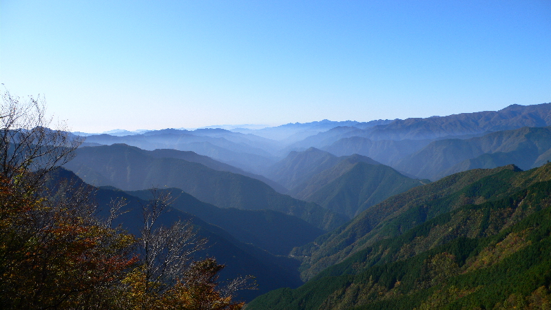 大台ヶ原をトレッキング （１）　～ 日出ヶ岳へ ～_e0111346_18473258.jpg