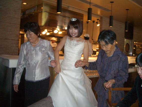 結婚式という名の旅立ち 2007.10.27_b0002156_1232936.jpg