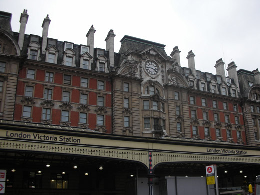 British clocks going back in winter_a0067582_10564073.jpg