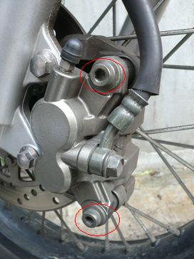 バイクメンテナンス TWブレーキパッド交換編_f0097683_10422130.jpg