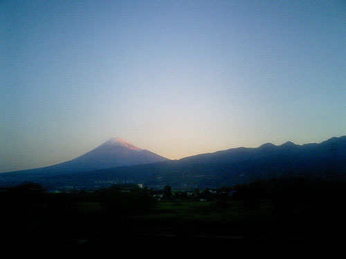 2007.10.28 富士山には宝永火山があります。_a0008934_2314299.jpg
