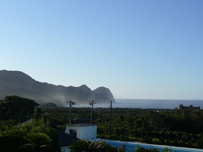 八丈島で台風の直撃を喰らう(*_*)_f0067354_1937641.jpg