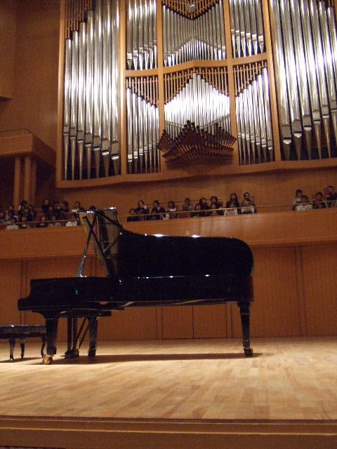 Stanislav Bunin Piano Recital スタニスラフ ブーニンピアノリサイタル ローズマリーとセイジとモミジ 名古屋マダムのグルメブログ