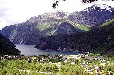 Snøhetta, Tafjord, Sunnmøre, Norway, hotel, dam_b0000430_164029.jpg