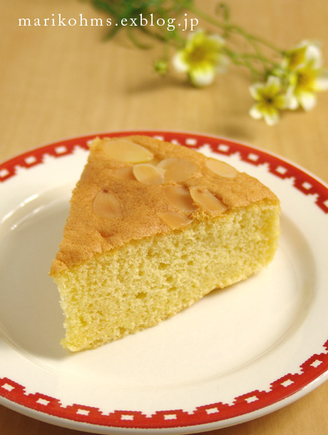 アーモンドケーキ 21cm底抜け丸型 Marikoのお菓子 団塊世代の主婦による手作りお菓子のかんたんレシピ