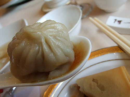 「中国・上海 阿一鮑魚の点心ランチ」_a0000029_2323955.jpg