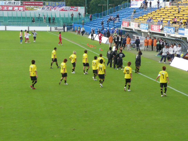 第87回天皇杯　柏 vs Honda FC　今年も国立は遠かった・・・_e0023758_2133419.jpg