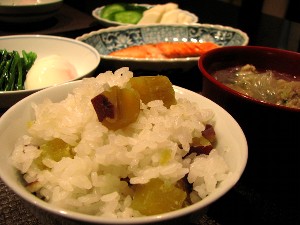 さつまいもご飯の和定食 及びリストラクションの献立 毎日のご飯日記
