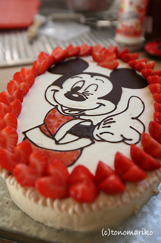 ドナルドの誕生日はミッキーで♪_c0024345_1552474.jpg