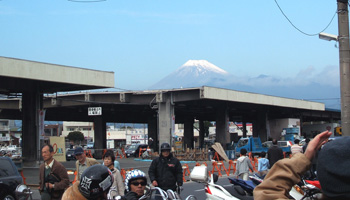 お天気に恵まれて 2_d0126264_16505640.jpg