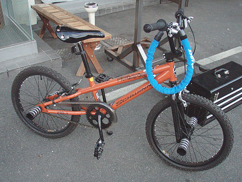 オーアンドエム(旧 丸石)新車発表会_e0126901_1757026.jpg