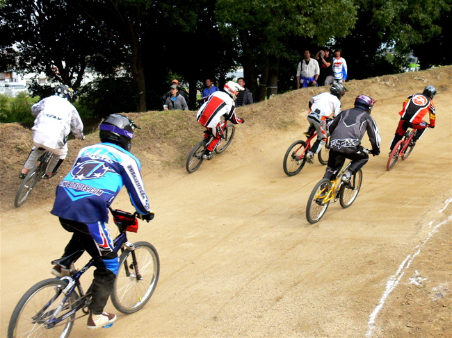 2007JBMXF全日本BMX選手権大会IN大泉緑地VOL12クルーザー13~40才クラス決勝画像の垂れ流し_b0065730_20591983.jpg