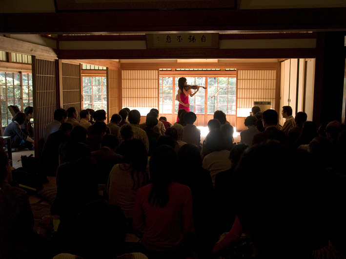 「寺沢希美ヴァイオリンコンサートin東慶寺」は満員札止め！_c0014967_11445298.jpg