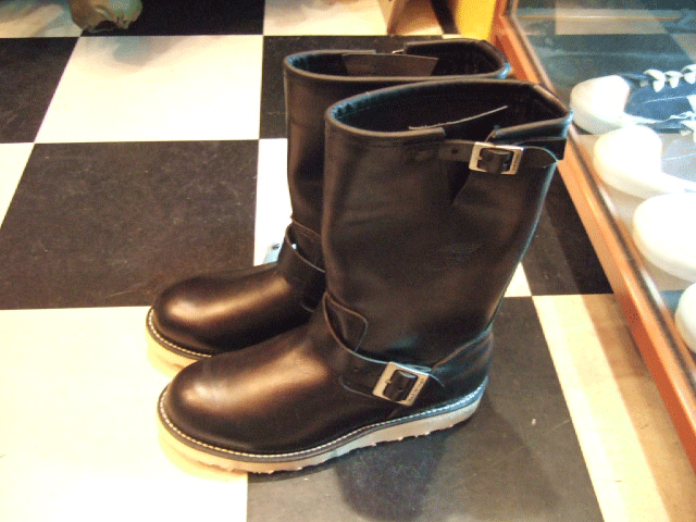 RED WING ENGINEER　BOOTS_c0144020_1519533.gif