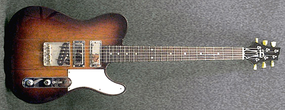 Firebirdを連想させる!?「b3」の「XT Phoenix」。_e0053731_19201278.jpg