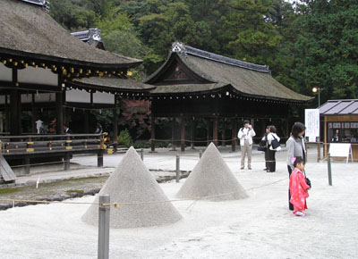 上賀茂神社_e0048413_22231741.jpg