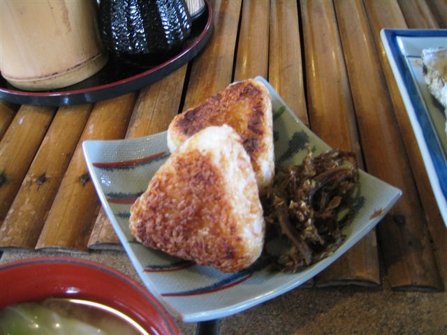 能古の島で焼蠣を食べる_a0027555_19564915.jpg