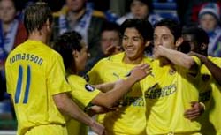 Fernandes Inspires Villarreal Victry_c0051781_1165428.jpg