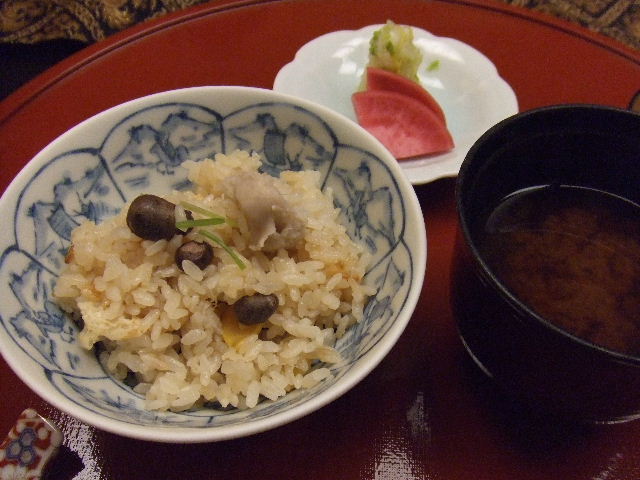 なだ万でお食い初め_a0091907_23211373.jpg