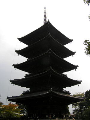 東寺 五重塔など_e0048413_1943916.jpg