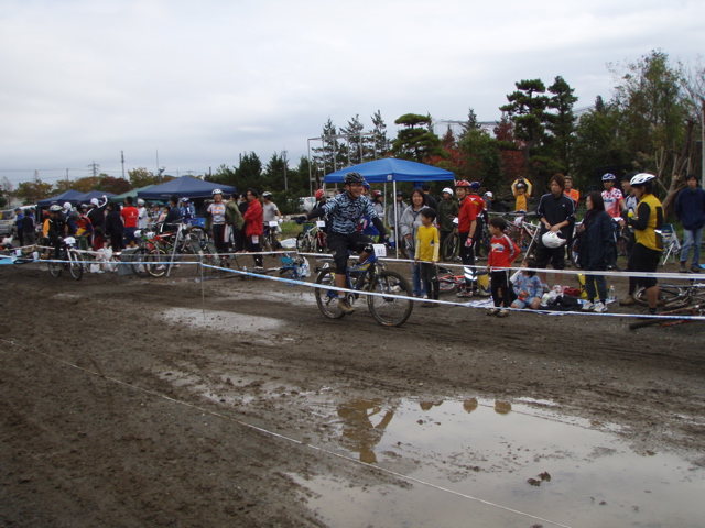 MOUNTAIN BIKE RACE in 緑山_e0069415_21264348.jpg