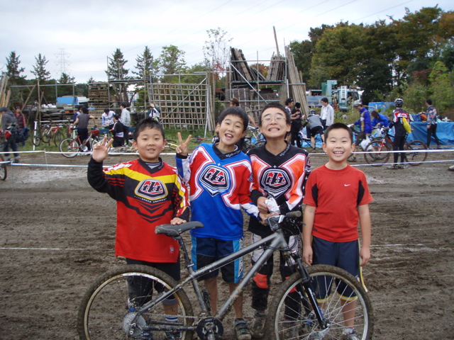 MOUNTAIN BIKE RACE in 緑山_e0069415_21305945.jpg