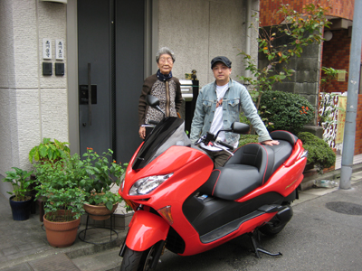 ホンダのオートバイ（Ｈｏｎｄａ　Ｆｏｒｚａ　２５０ｃｃ）　　　　　　　　　　　_e0090555_21233028.jpg