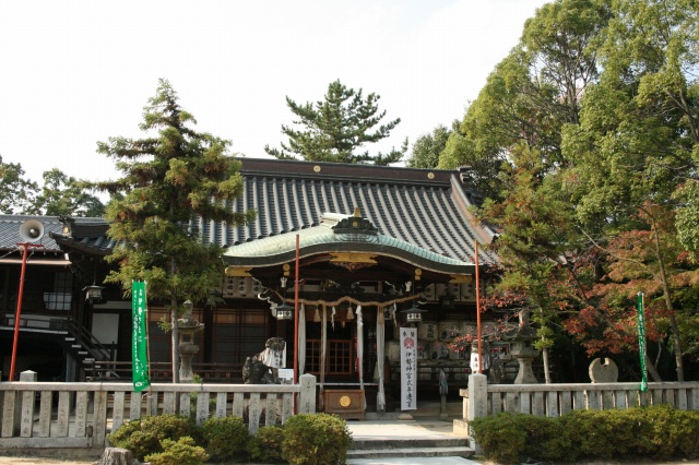 宝塚神社_e0107673_1294156.jpg