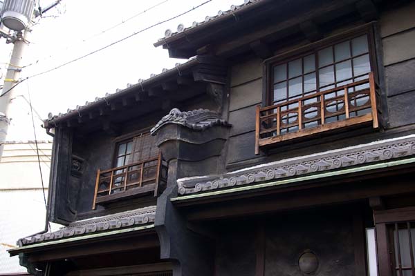 都市型うだつ_f0130879_2138585.jpg