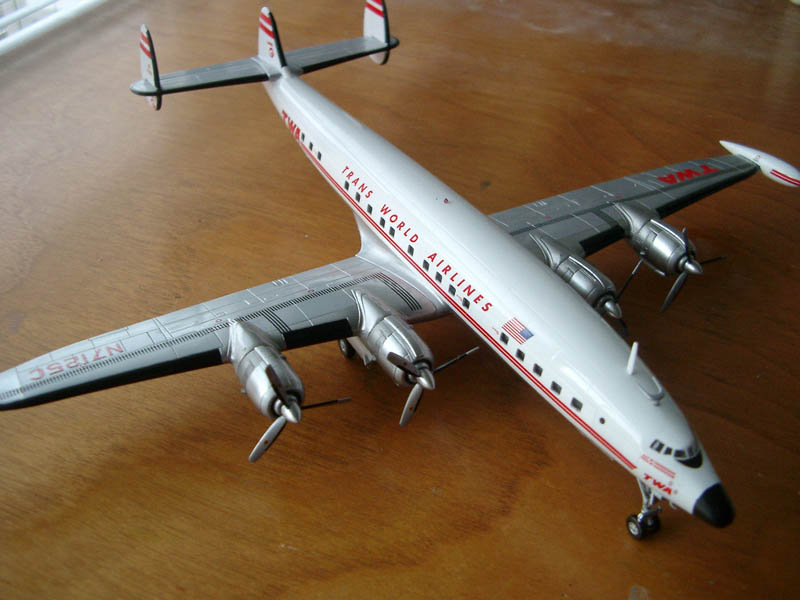 レベル1/144ロッキードL－1049コンステレーション【TWA