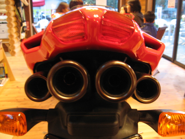 e0122501_3182542.jpg