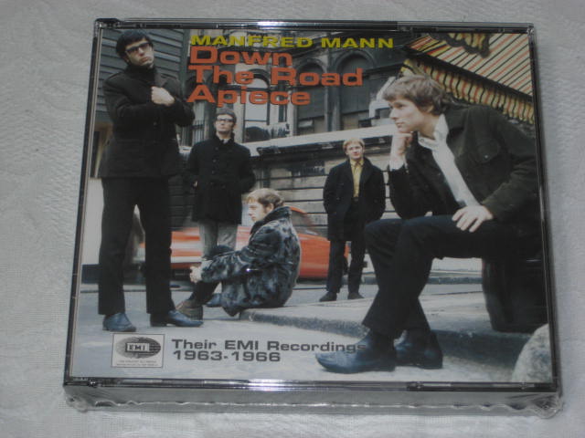 MANFRED MANN / DOWN THE ROAD APIECE 〜 Their EMI Recordings 1963-1966 〜_b0042308_0205089.jpg
